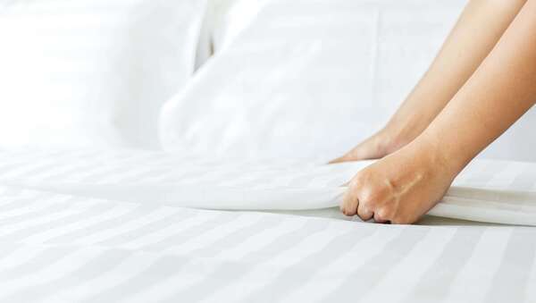 1 King Bed Non-Smoking Photo 3